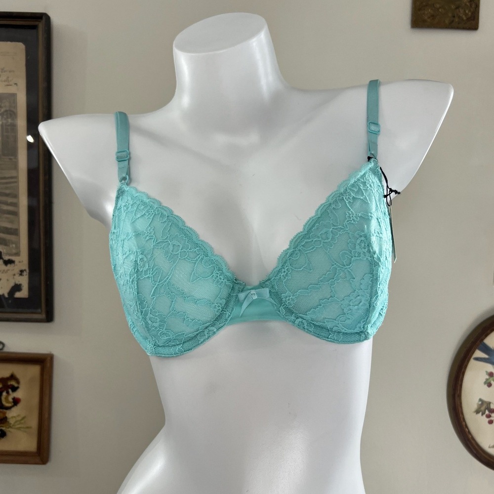 Victoria's Secret Aqua Blue Lace Underwire Bra Size 36B